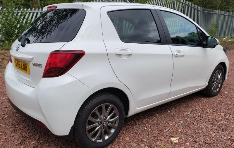 TOYOTA YARIS 1.33 Dual VVT-i Icon Euro 6 5dr