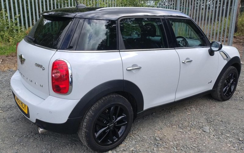MINI COUNTRYMAN 2.0 Cooper D Auto ALL4 Euro 5 5dr