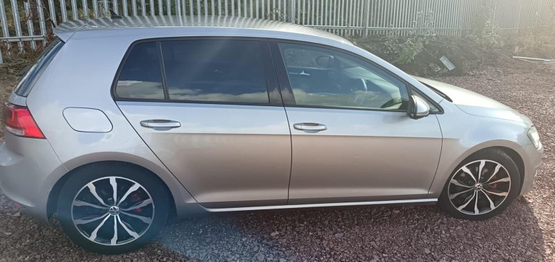 VOLKSWAGEN GOLF 2.0 TDI BlueMotion Tech GT Euro 5 (s/s) 5dr